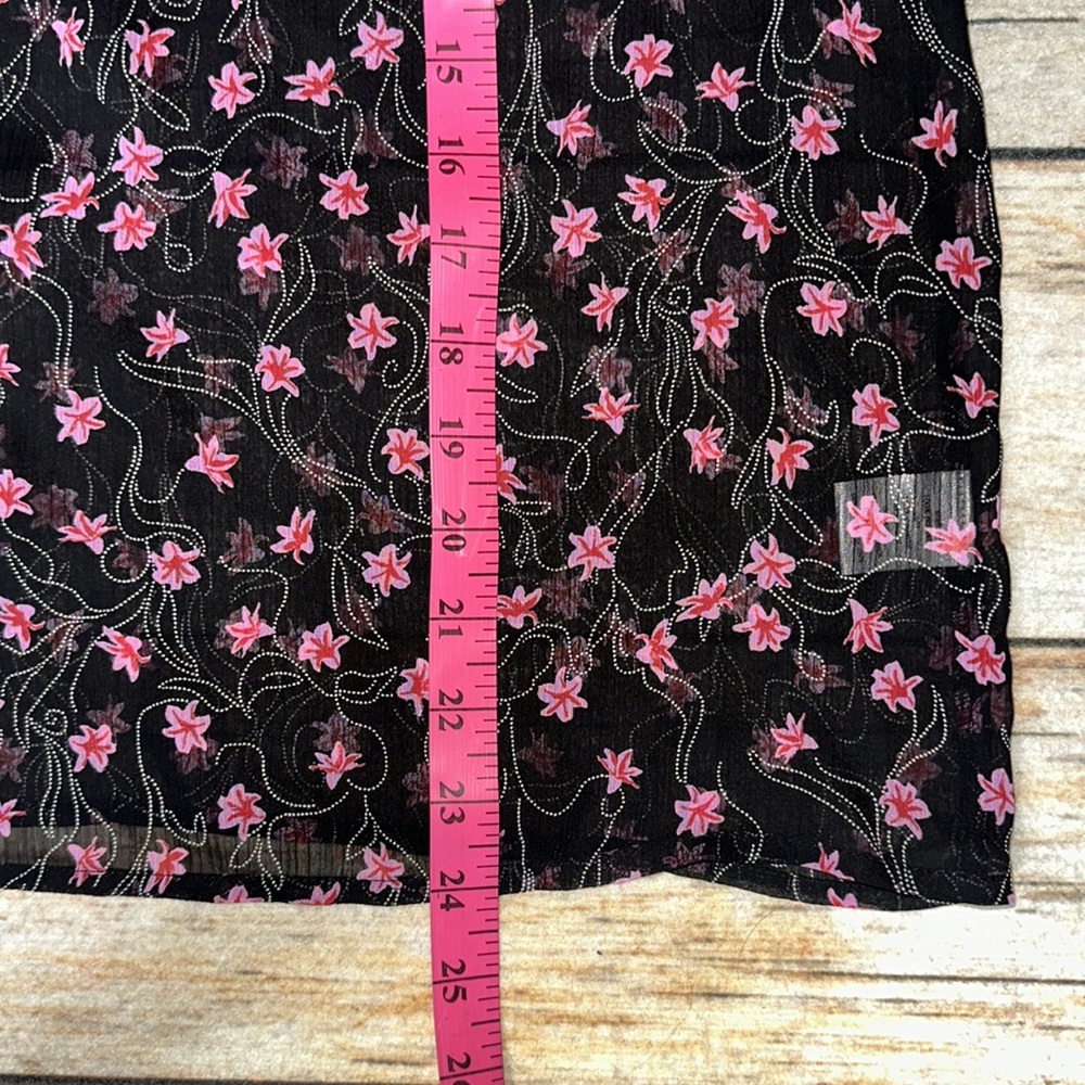 ELIZABETH AND JAMES semi sheer blouse - Picture 6 of 10